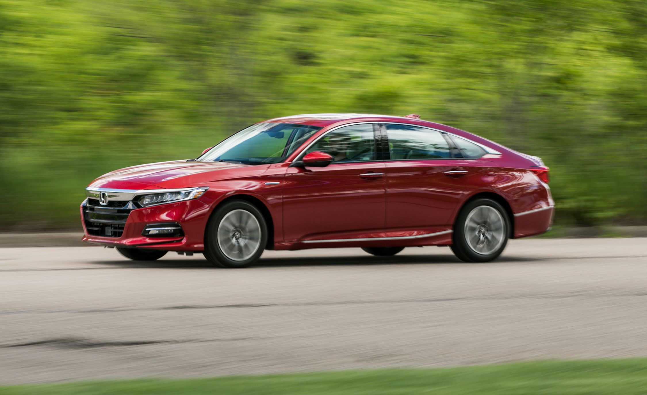 Tested: 2018 Honda Accord Hybrid is a Proven Performer