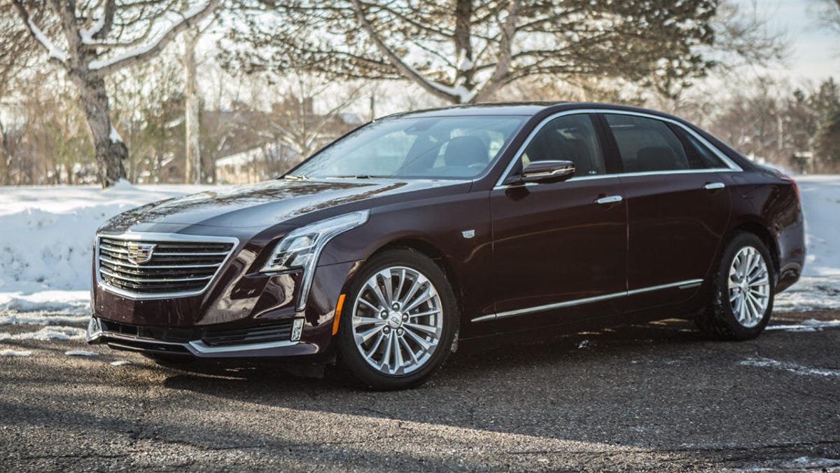 2018 Cadillac CT6 Plug-In Review: Drive softly and carry a big battery -  CNET
