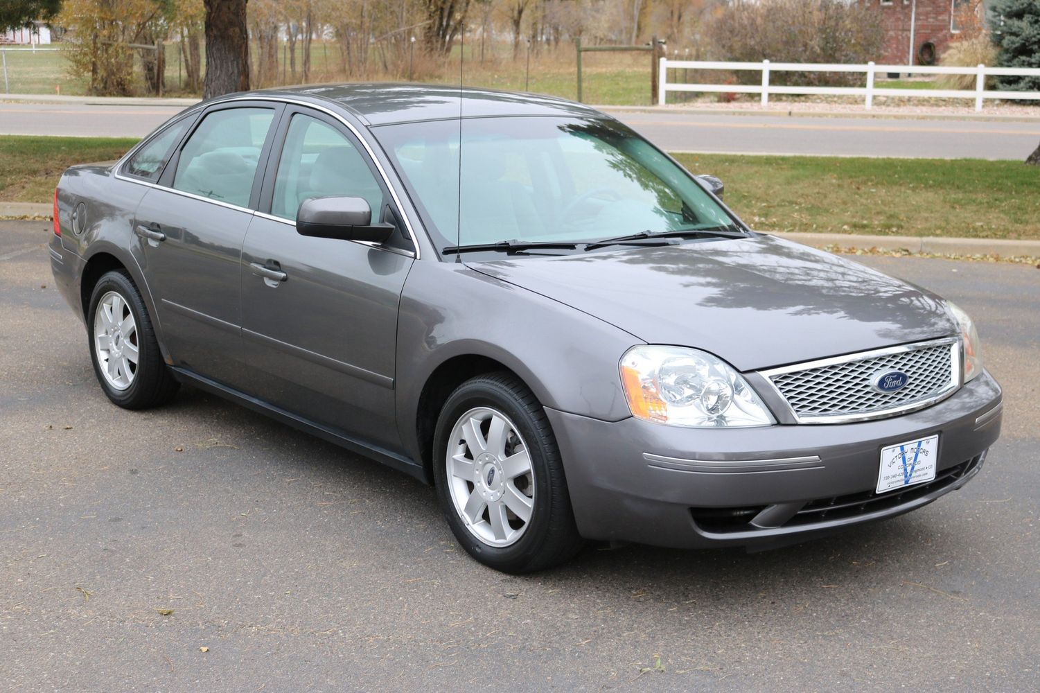 2005 Ford Five Hundred SE | Victory Motors of Colorado