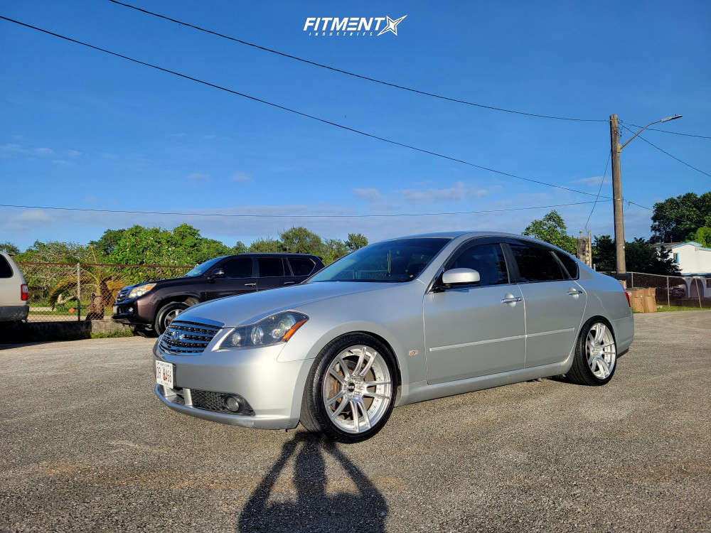 2006 INFINITI M35 Base with 19x8.75 XXR 969 and Austone 245x40 on Lowering  Springs | 1988515 | Fitment Industries