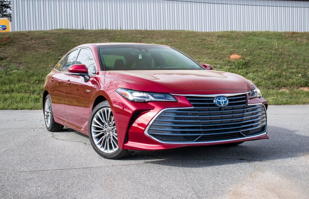 Certified Pre-Owned 2021 Toyota Avalon Hybrid Limited 4D Sedan