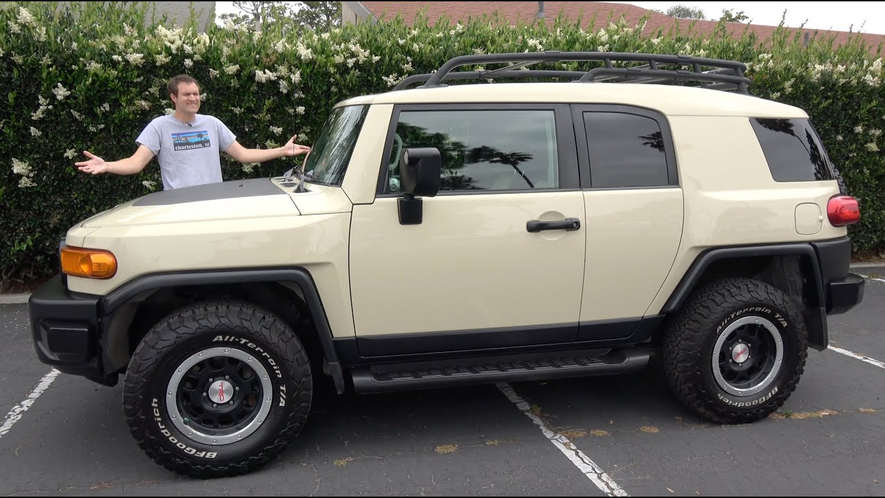 Here's Why the Toyota FJ Cruiser Should Come Back - YouTube
