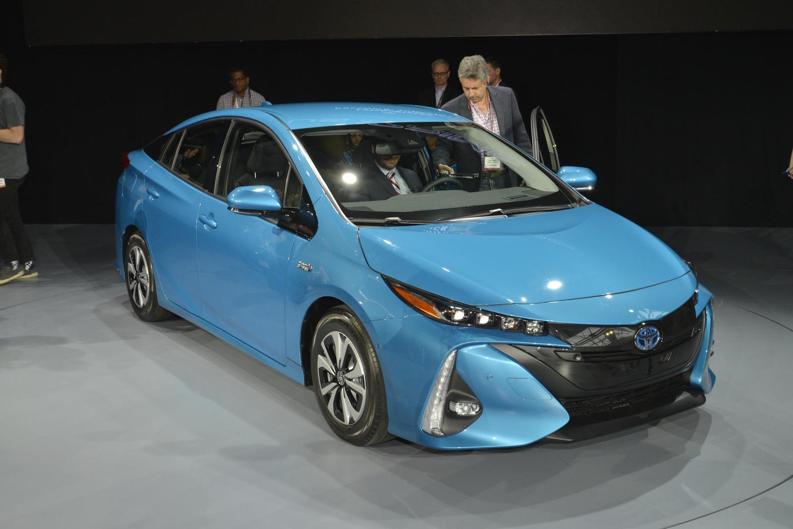 2016 Toyota Prius Prime: details on 120 MPGe plug-in hybrid, all-electric  mode