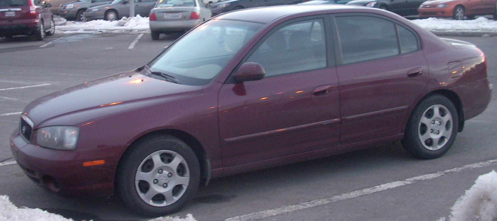 File:2001-'03 Hyundai Elantra Sedan.JPG - Wikimedia Commons