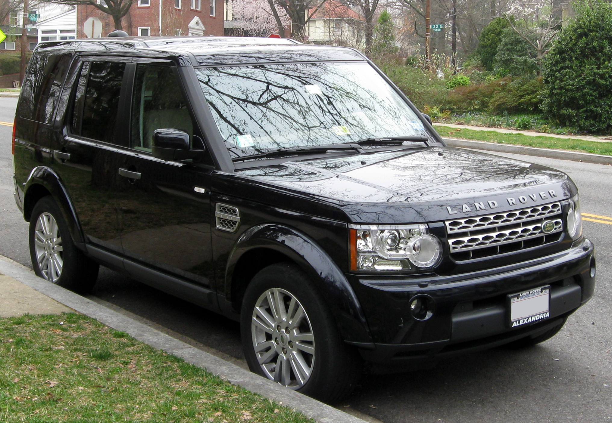 File:Land Rover LR4 HSE -- 03-16-2012.JPG - Wikimedia Commons