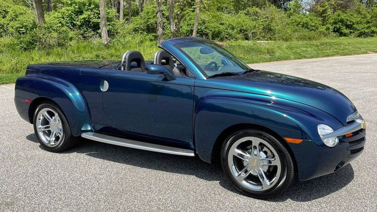 At $36,000, Could This 2005 Chevy SSR Pickup Your Spirits?