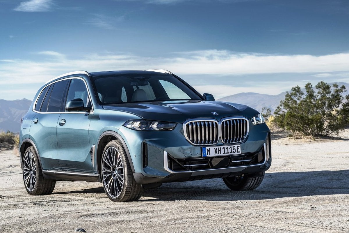 The BMW X5 SUV has been updated - breathe a sign of relief, everything is  fine! • Mezha.Media