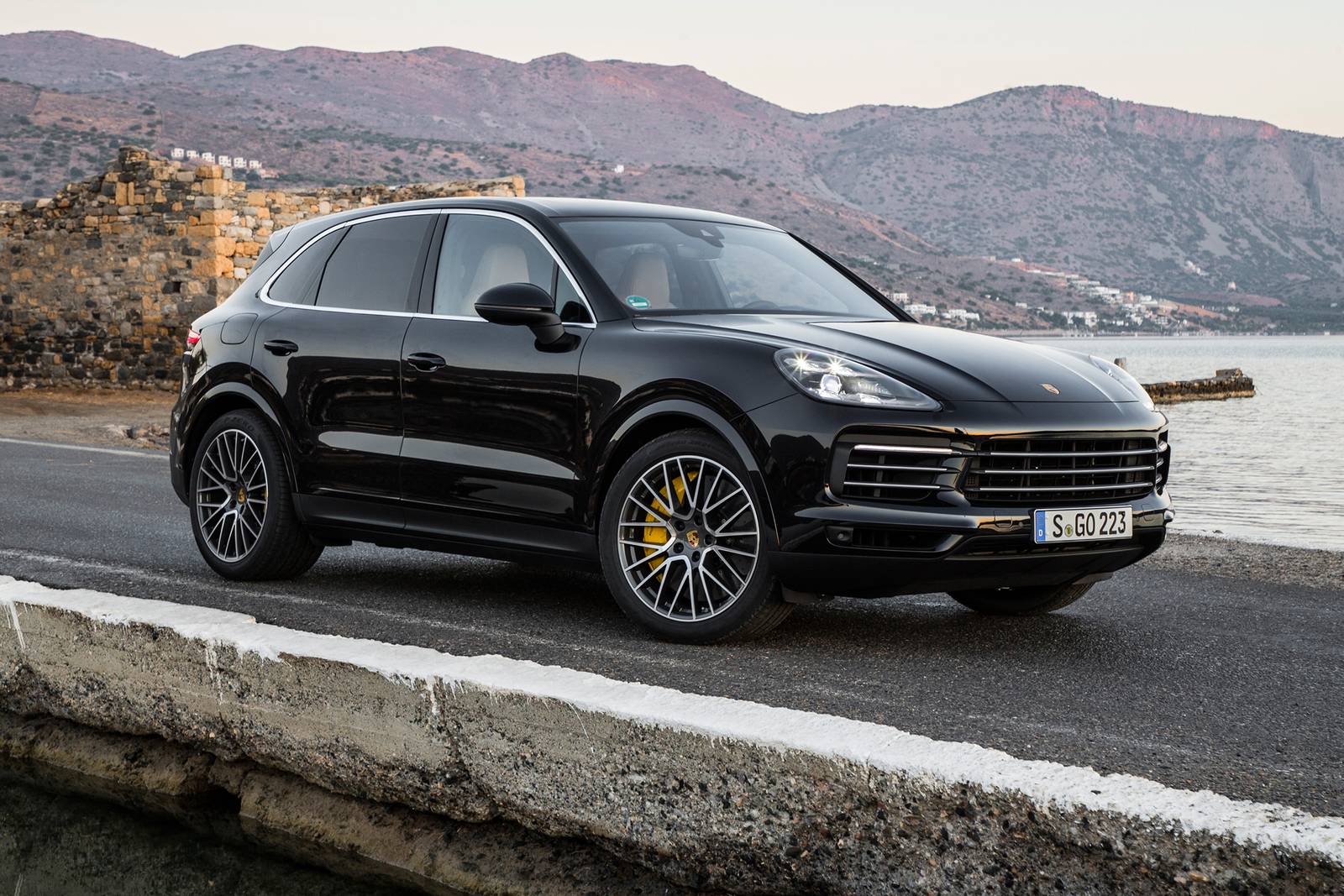 2023 Porsche Cayenne Prices, Reviews, and Pictures | Edmunds