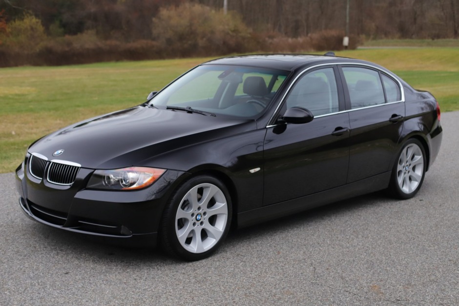 2006 BMW 330i Sedan for sale on BaT Auctions - sold for $12,500 on December  8, 2021 (Lot #61,093) | Bring a Trailer