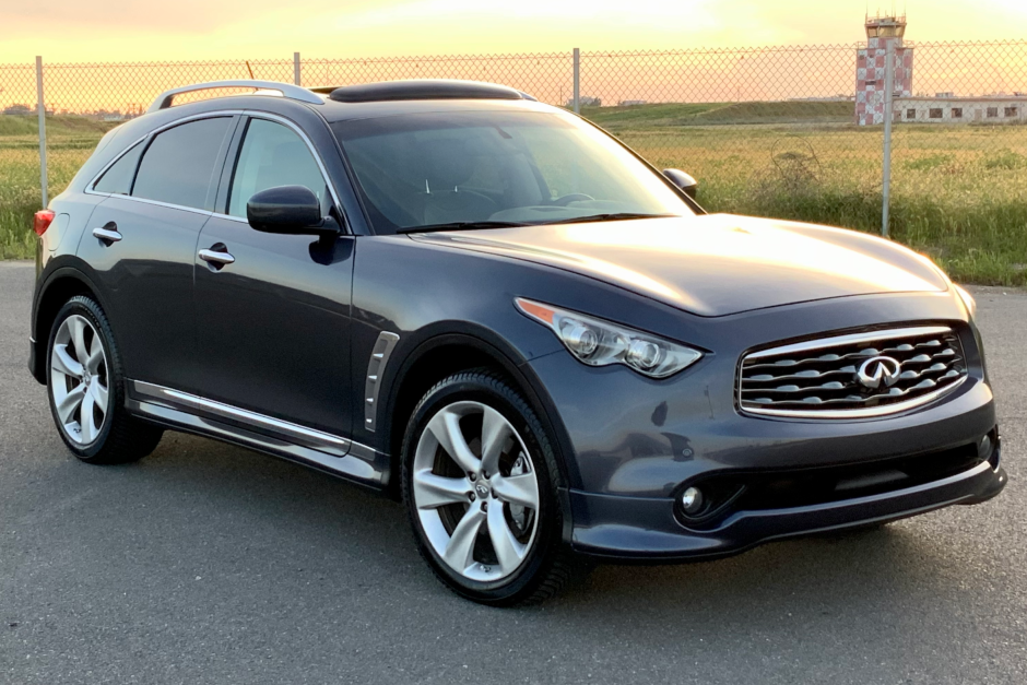 No Reserve: 2009 Infiniti FX50 for sale on BaT Auctions - sold for $25,500  on April 20, 2023 (Lot #104,626) | Bring a Trailer