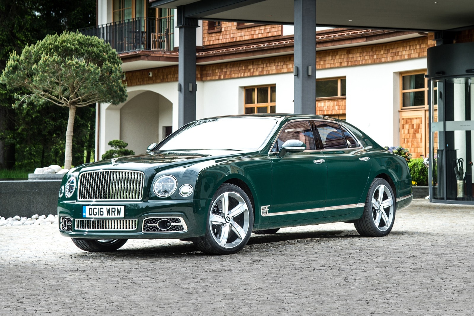 Used 2017 Bentley Mulsanne Speed Review | Edmunds