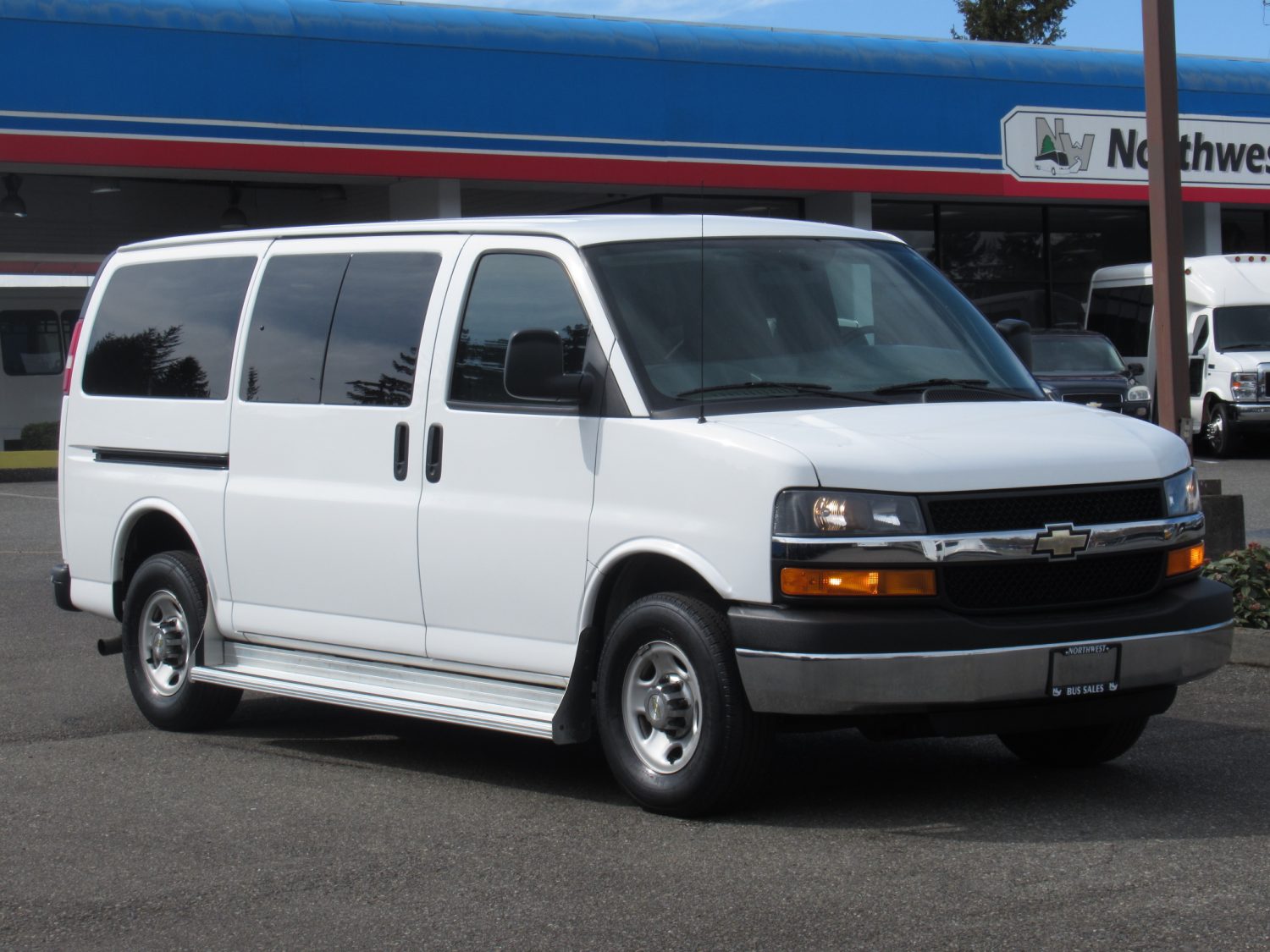 2014 Chevrolet Express 3500 LT 11 Passenger Van - S11171 | Northwest Bus  Sales, Inc