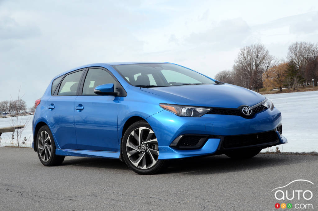 2017 Toyota Corolla iM: Possibly the Best Choice? | Car Reviews | Auto123