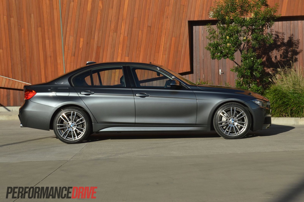 2013 BMW ActiveHybrid 3 M Sport review (video) - PerformanceDrive