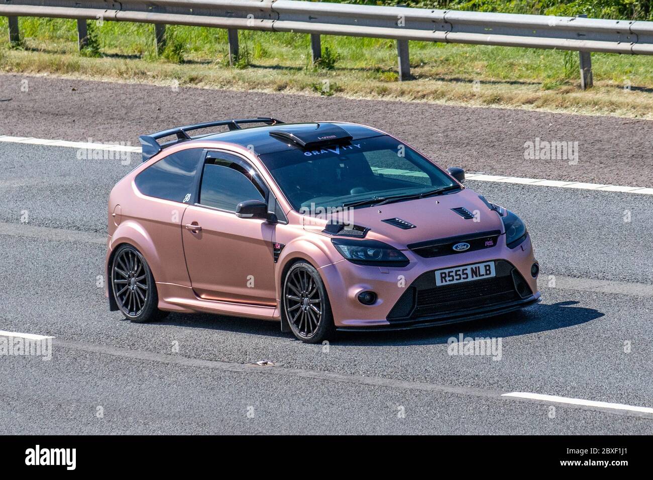 R555nlb pink 2010 custom ford focus rs hi-res stock photography and images  - Alamy