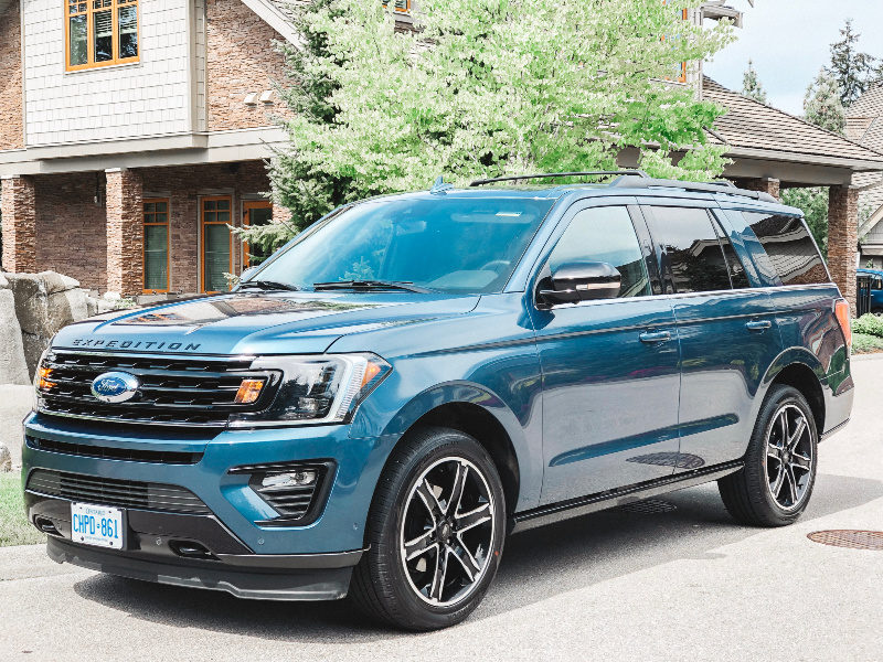 2019 Ford Expedition: This Truck is Built to Haul! - A Girls Guide to Cars