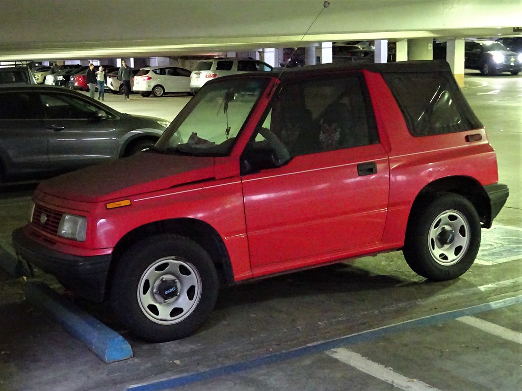 1990's Geo Tracker | The Geo Tracker was introduced in 1988 … | Flickr