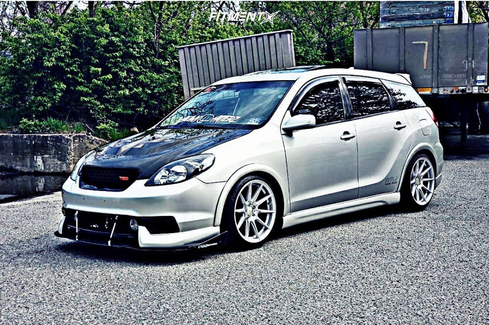 2003 Toyota Matrix XRS with 18x9.5 F1R F101 and Nankang 235x40 on Coilovers  | 1187183 | Fitment Industries