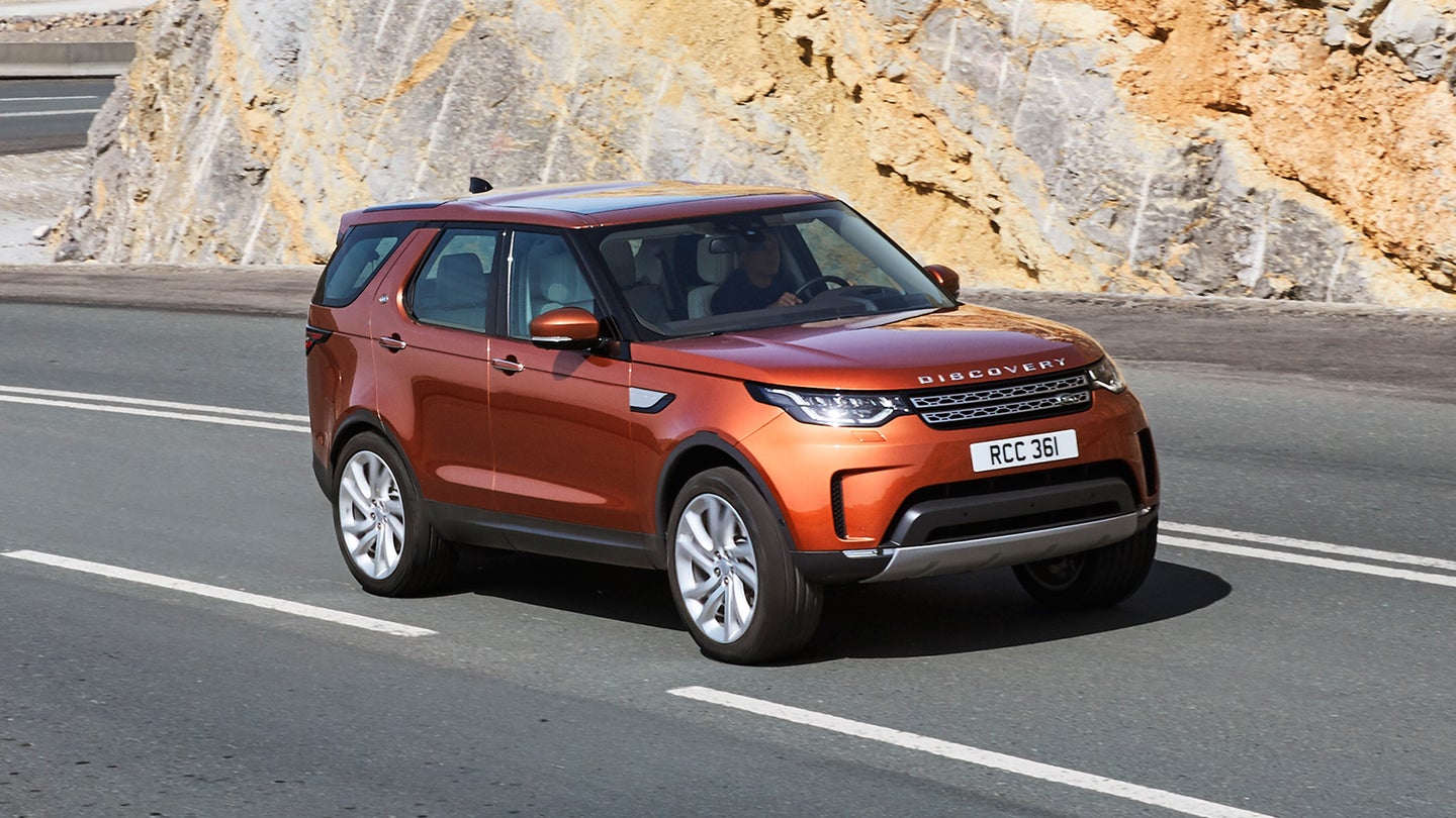 2018 Land Rover Discovery Diesel Review: 3 Rows and 33 Miles Per Gallon in  an All-Terrain Package