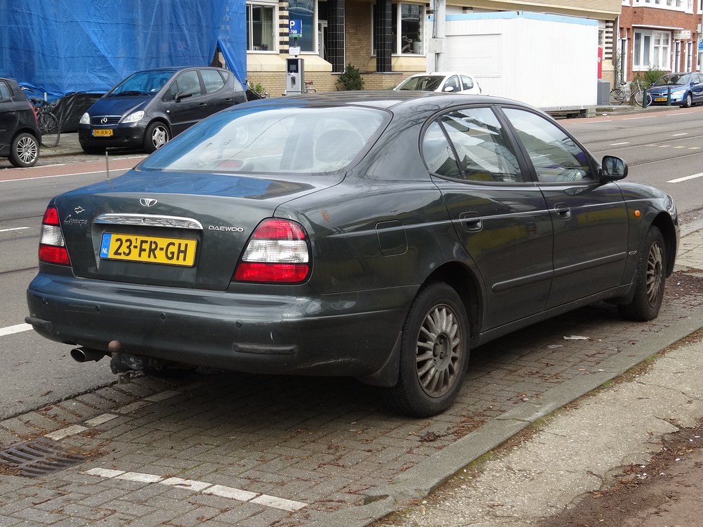 2000 Daewoo Leganza | Back in 1997 Daewoo introduced a numbe… | Flickr