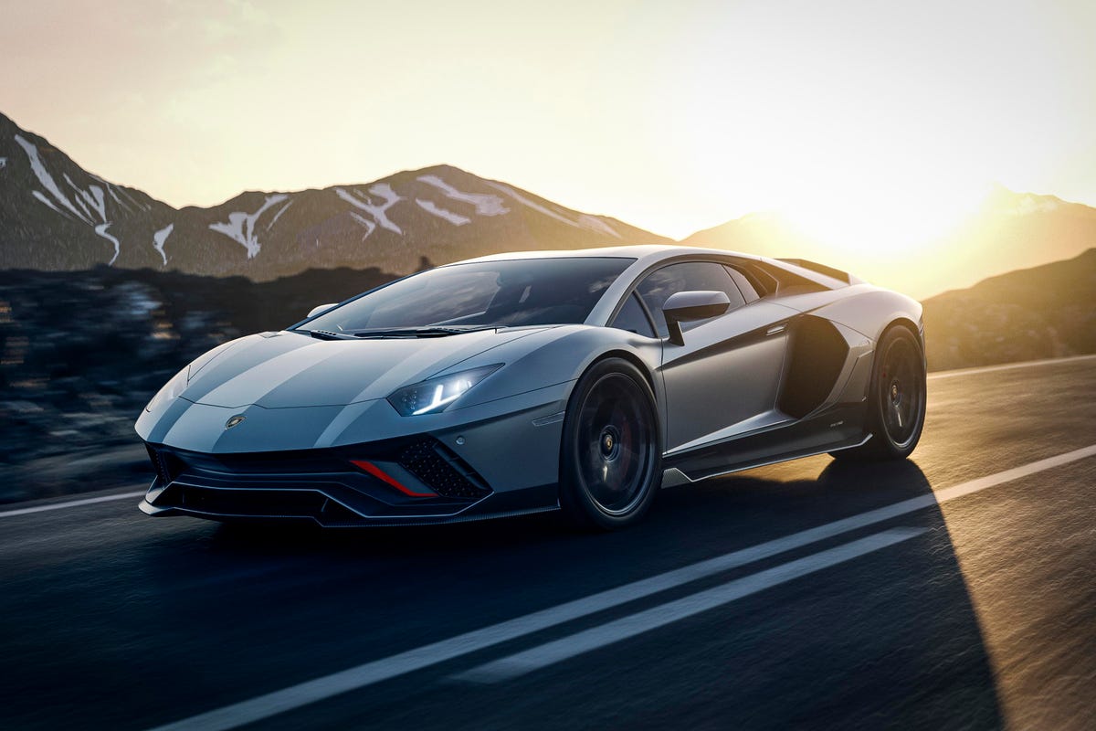 2022 Lamborghini Aventador LP 780-4 Ultimae: An Exclamation Mark To Close  An Era