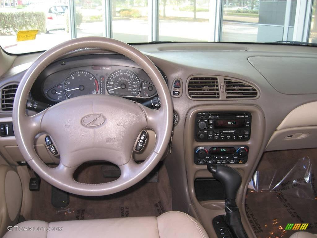 1999 Oldsmobile Intrigue - Information and photos - Neo Drive