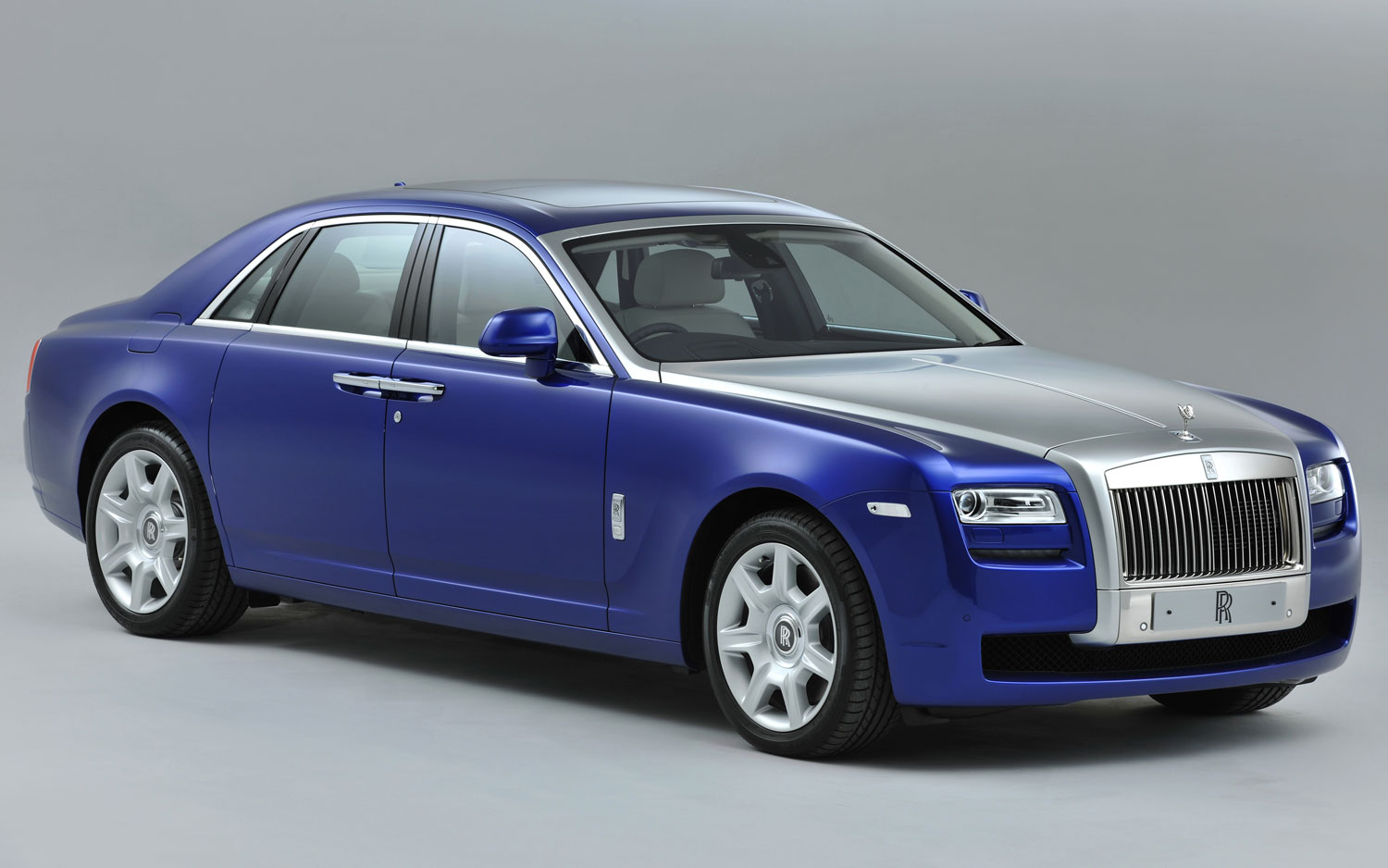 2013 Rolls-Royce Ghost Revealed, Changes are Spookily Subtle