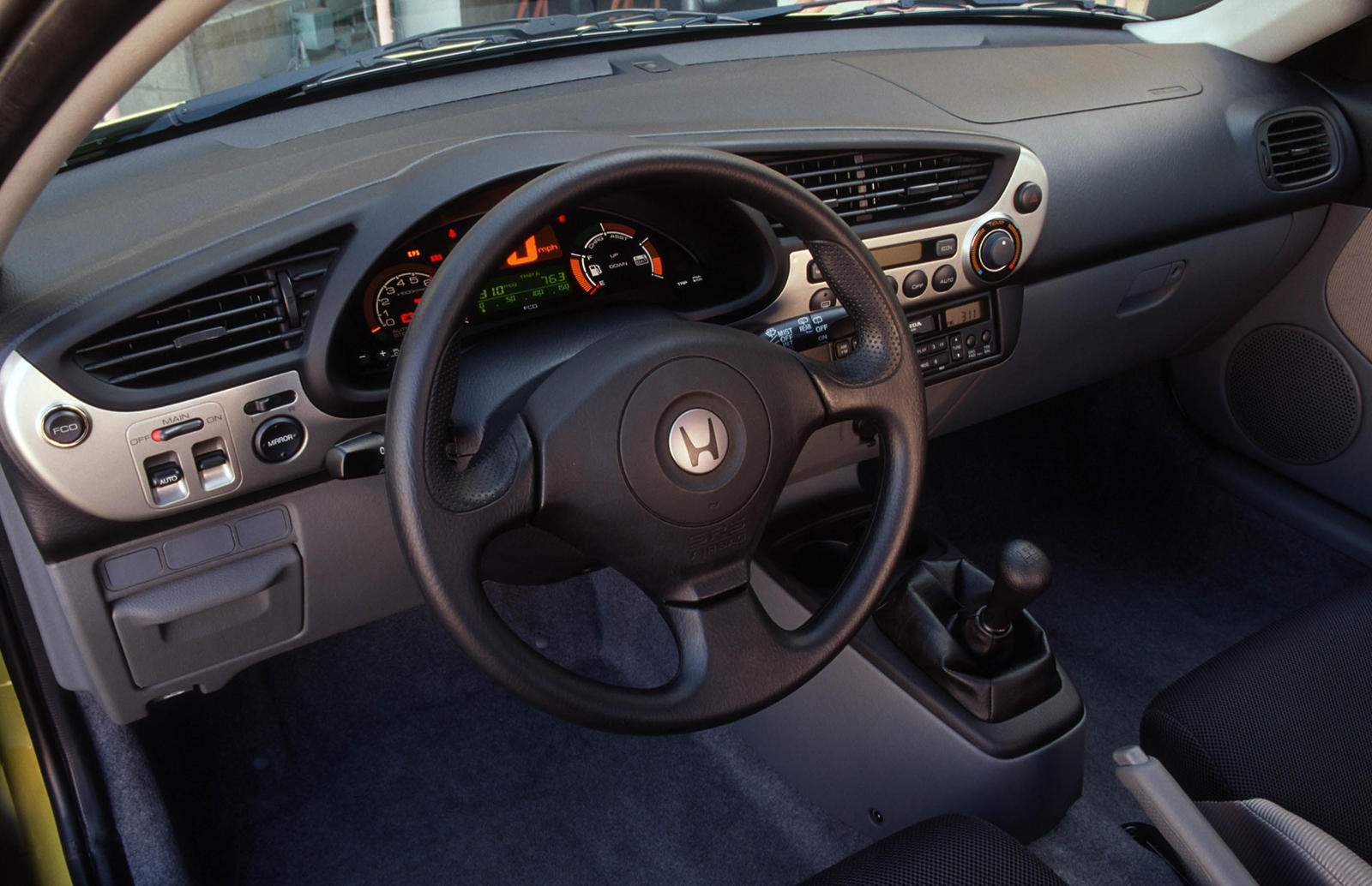 2005 Honda Insight Hatchback Interior Photos | CarBuzz