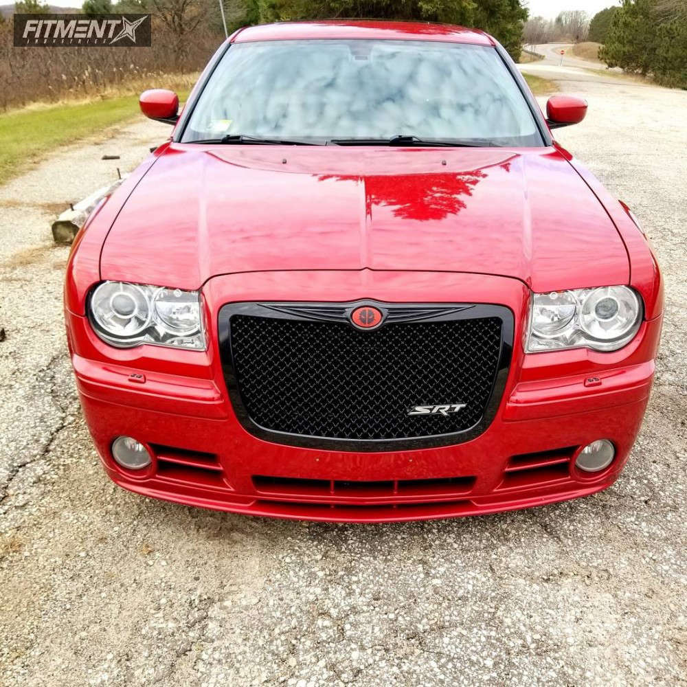 2007 Chrysler 300 C SRT8 with 22x9 Niche Apex and Advanta 245x35 on  Coilovers | 324972 | Fitment Industries