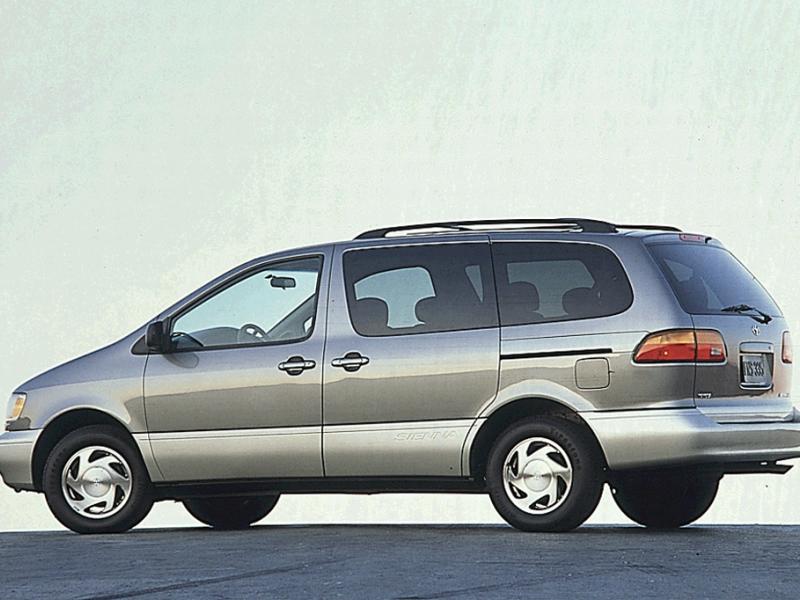 1998-03 Toyota Sienna | Consumer Guide Auto