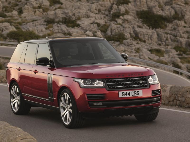 2017 Land Rover Range Rover Review, Pricing, and Specs